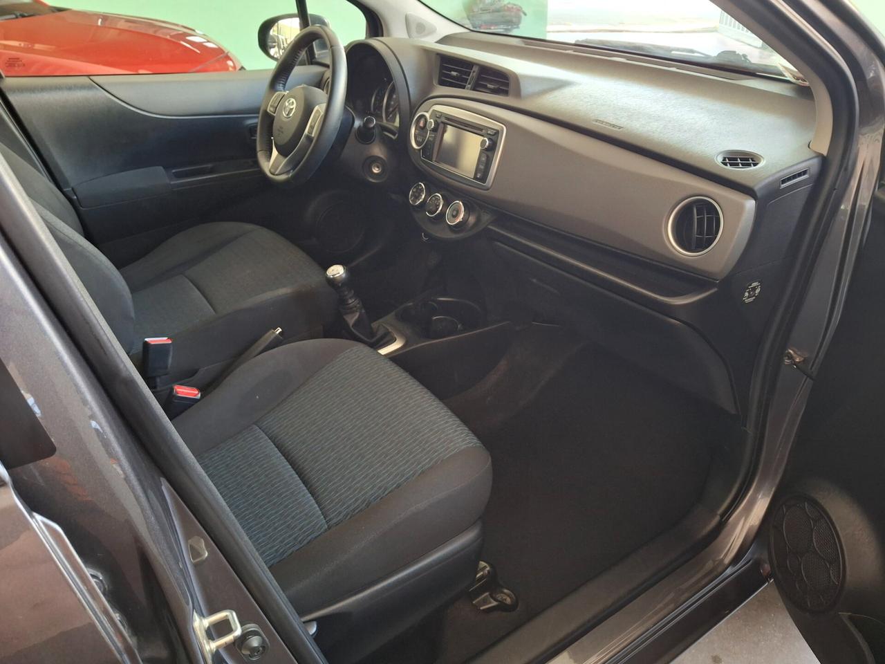 Toyota Yaris 1.0 5 porte Lounge