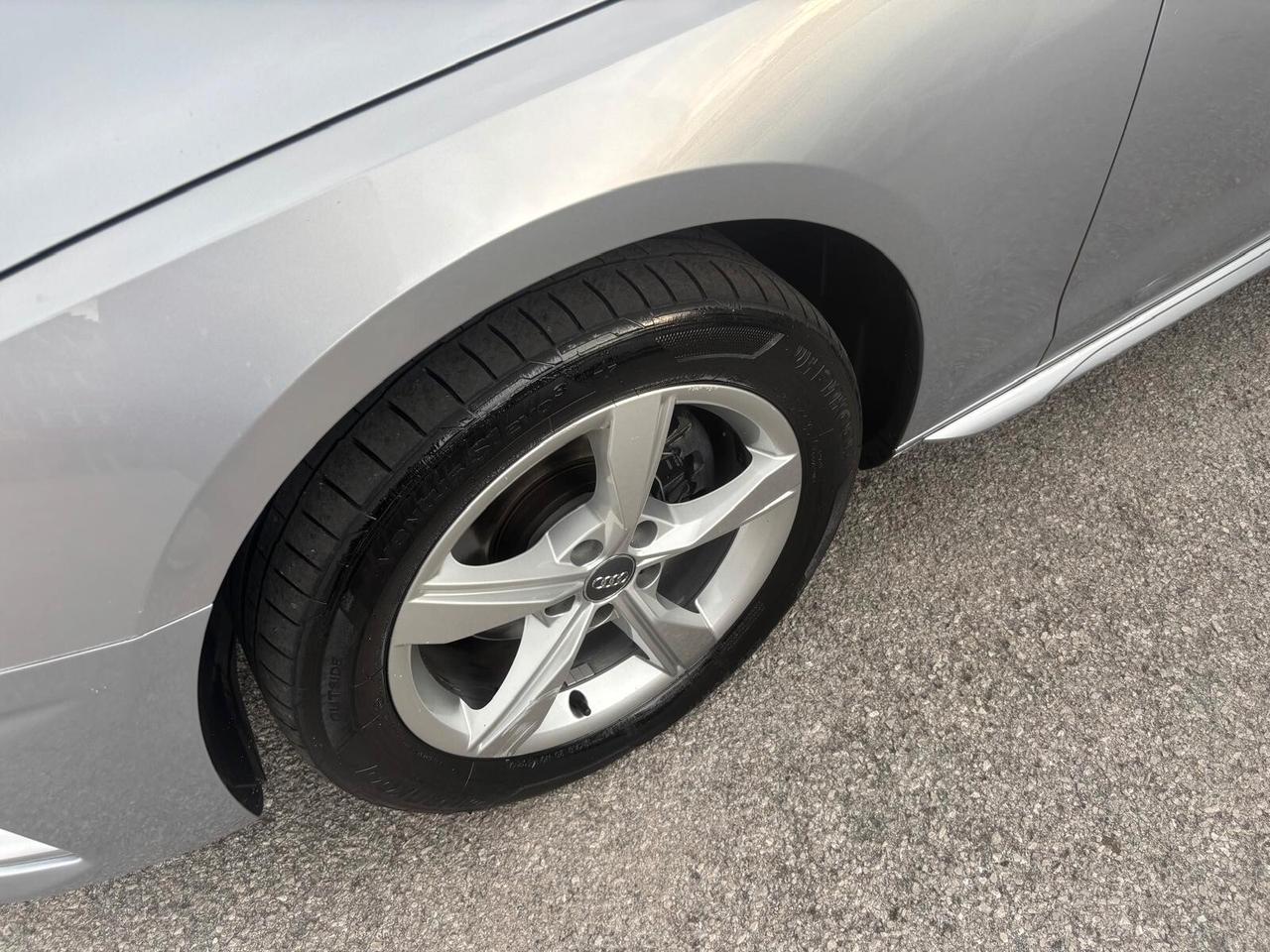 Audi A4 Avant 40 TFSI S tronic