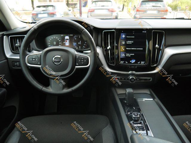 VOLVO XC60 B4 (d) AWD Geartronic Business Plus