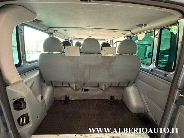 FORD Tourneo 300T 2.2 TDCi/110 CV PC Minibus 9 POSTI