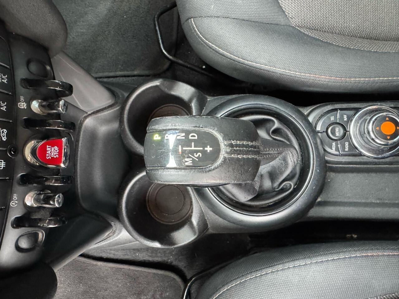 Mini 1.5 One D Business AUTOMATICO