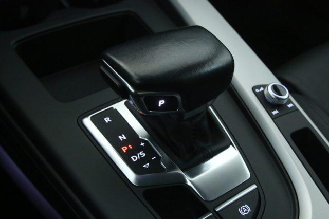 AUDI A4 allroad 40 TDI 204 CV S tronic Identity Contrast