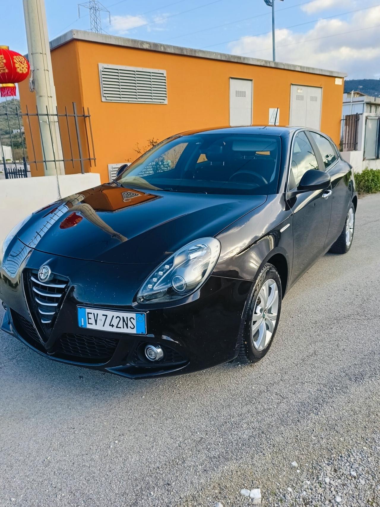 Alfa Romeo Giulietta 1.6 JTDm-2 105 CV Exclusive