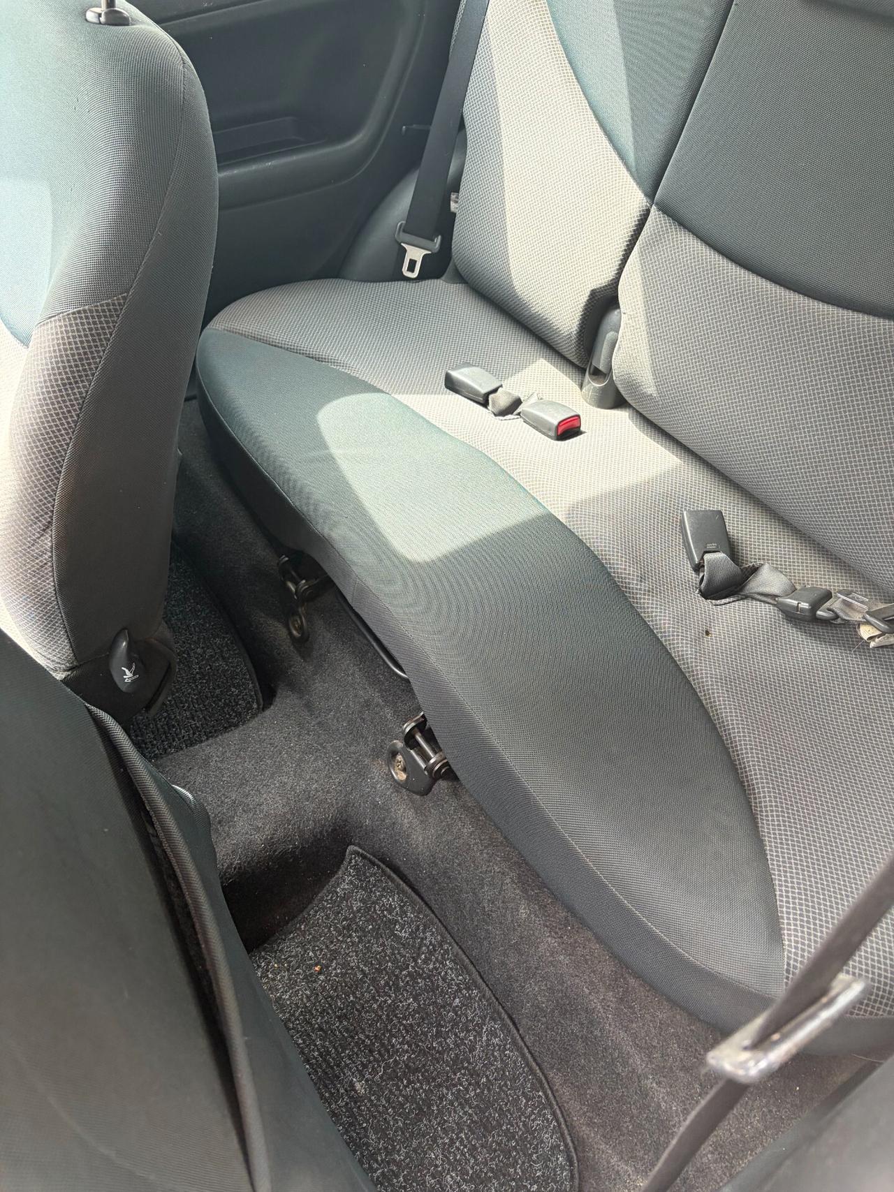 Toyota Yaris 1.5i 16V cat 3 porte T Sport