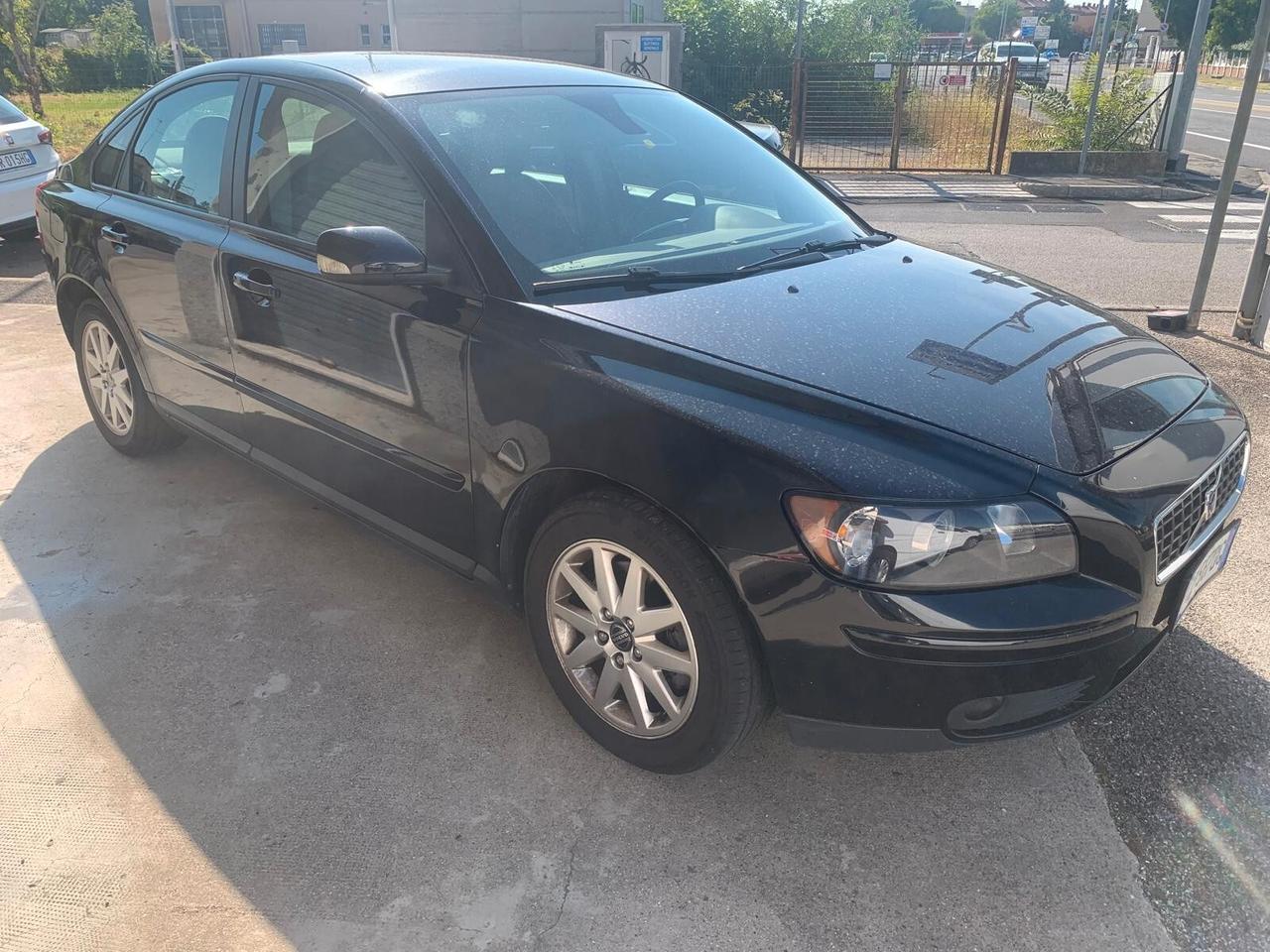 Volvo S40 2.4i 20V 140CV Summum Autom. Neopat.