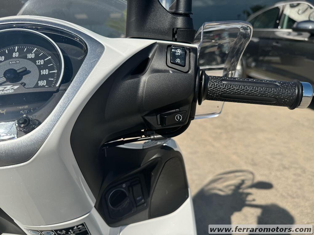 HONDA SH 125 MODE NUOVO A SOLI 32 EURO AL MESE