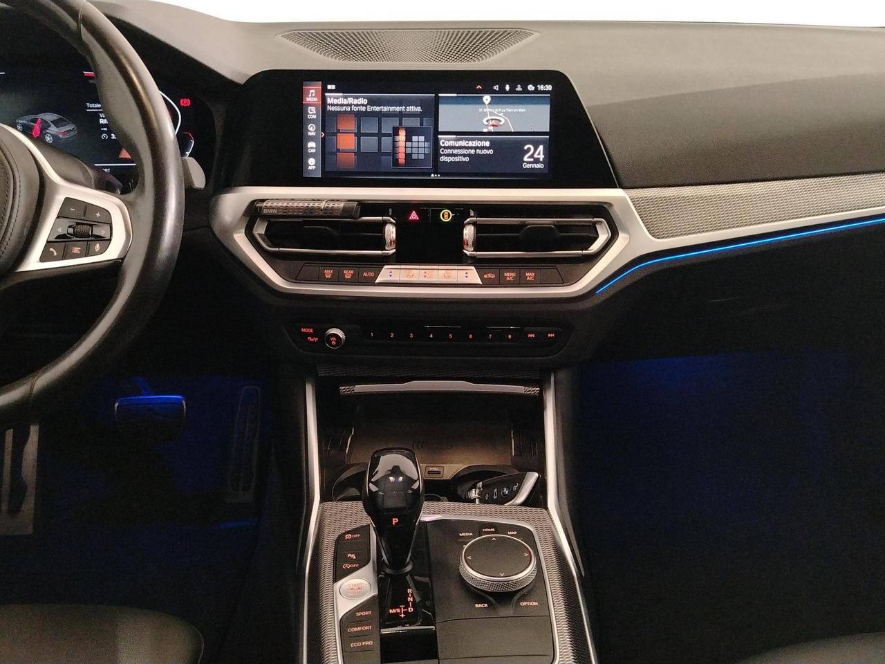 BMW Serie 3 318d Berlina MSport