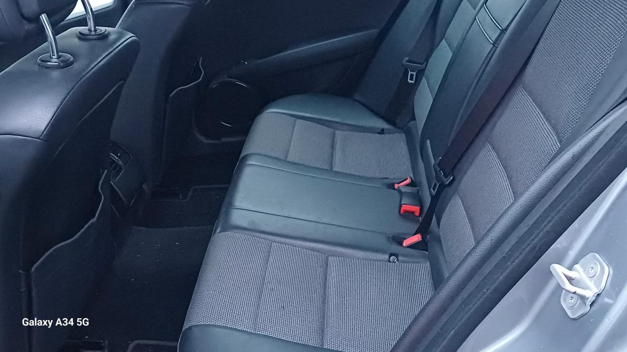 Mercedes-benz C 220 CDI S.W. BlueEFFICIENCY Avantgarde AMG