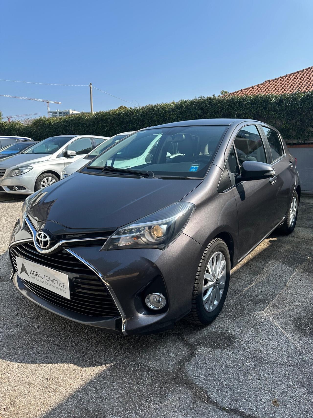 Toyota Yaris 1.0 5 porte Lounge