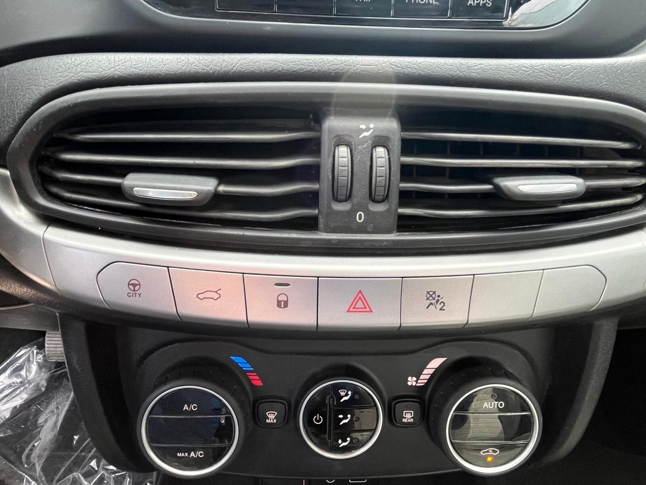 Fiat Tipo 1.6 Mjt 120CV 4 porte Lounge