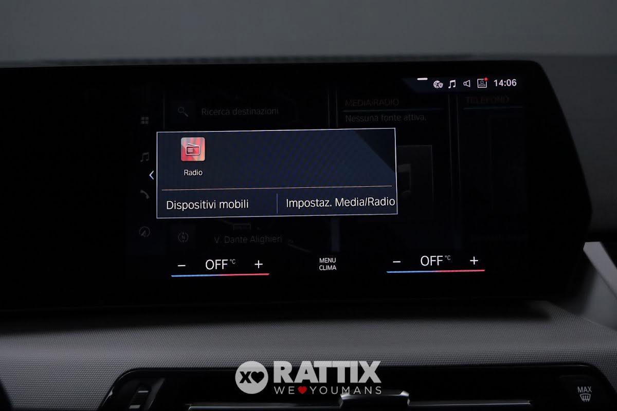 BMW 220 i Active Tourer mhev 48V auto