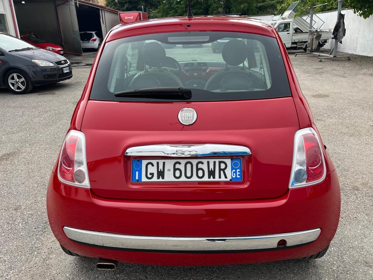 Fiat 500 lounge -1.2 benz-km 73000-2011