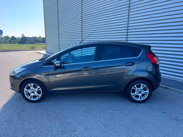 FORD Fiesta 1.4 5 porte GPL DI CASA Titanium OK NEOPATENTATO