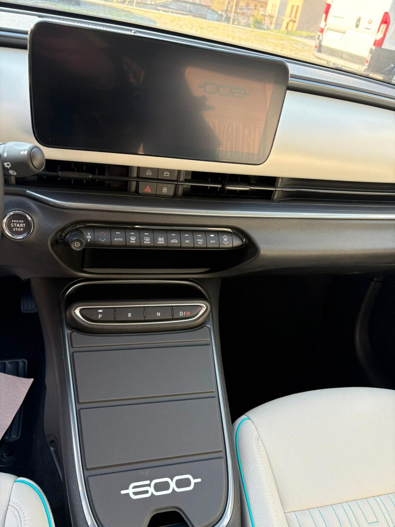 Fiat 600 Hybrid 110 CV DCT MHEV La Prima