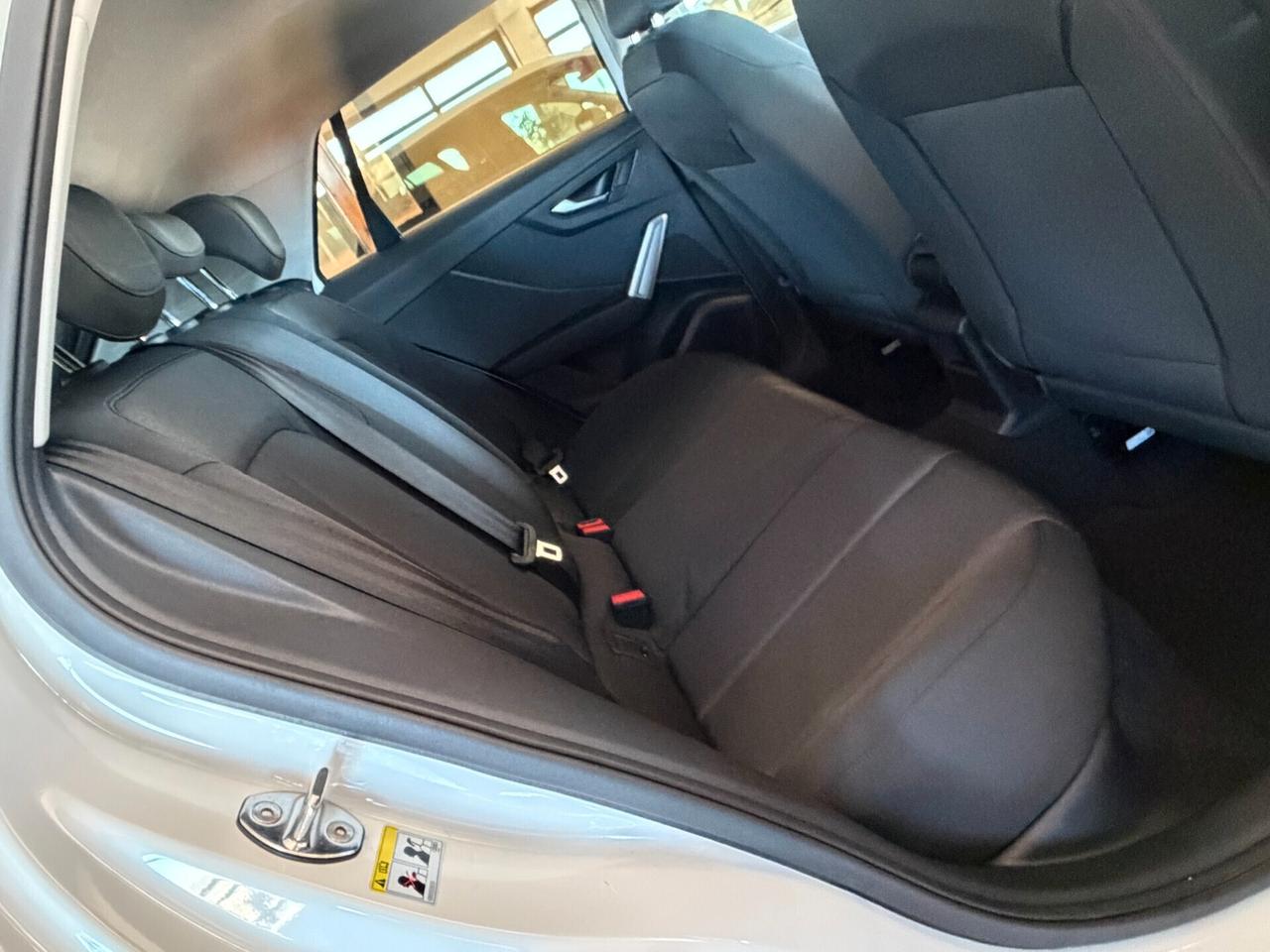 Audi Q2 30 1.6 TDI 115 cv. S Tronic BUSINESS (Nav)