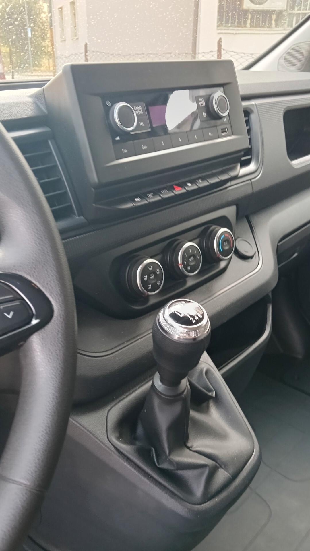 Renault Trafic BluedCi 110CV PC-TN Authentic