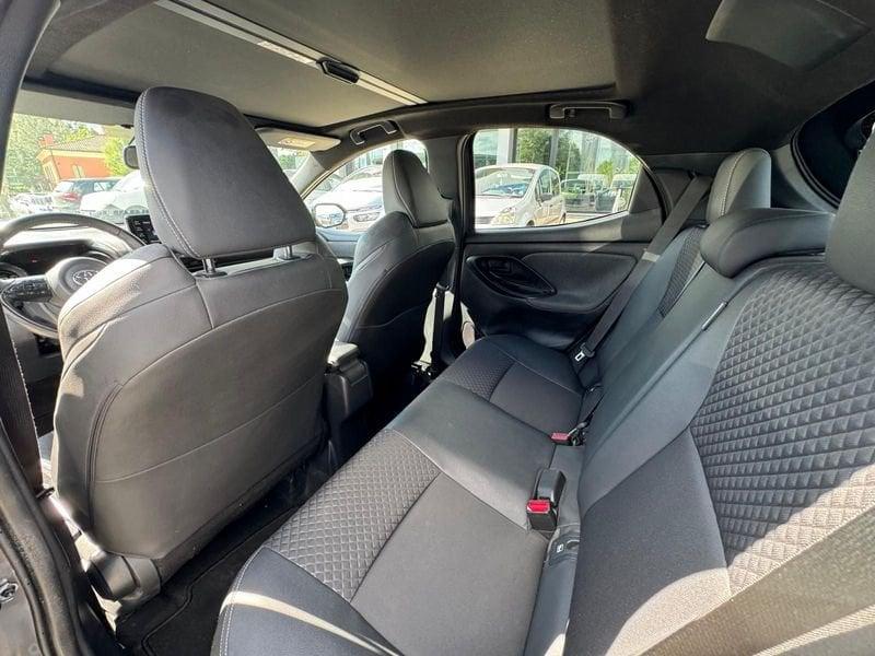 Toyota Yaris Hybrid Lounge MY21