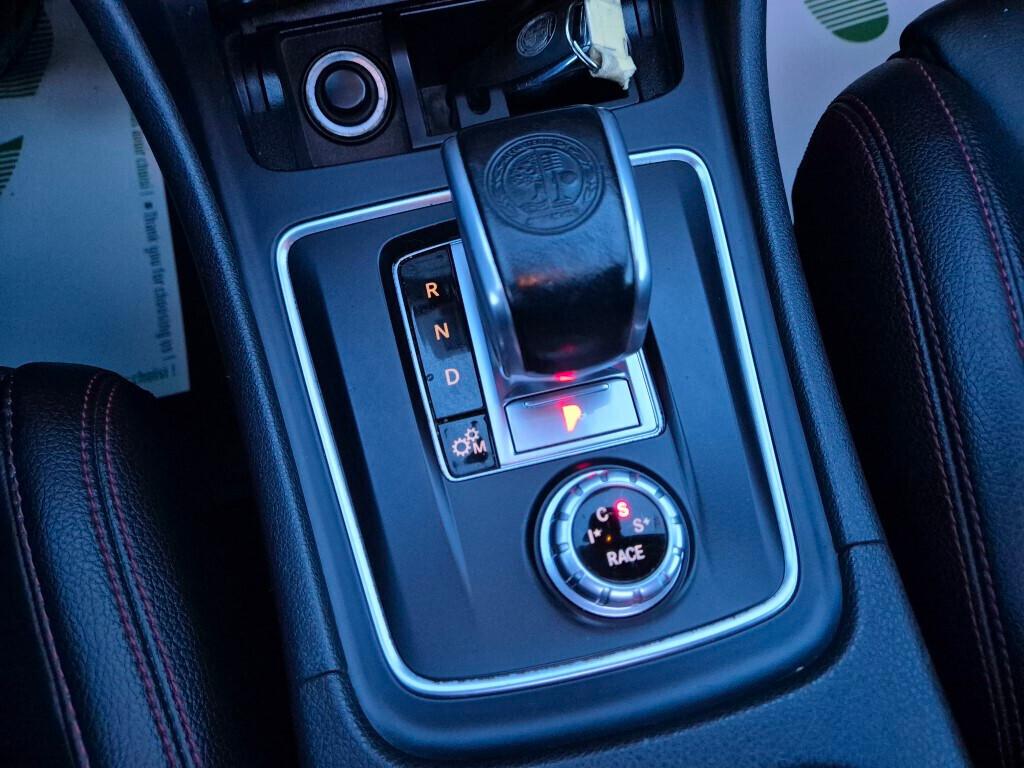 Mercedes-benz CLA 45 AMG 381cv IVA ESPOSTA