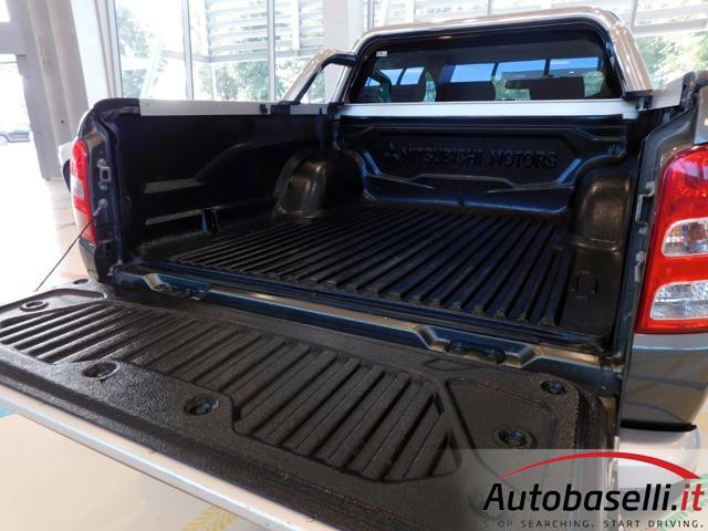MITSUBISHI L200 2.4 DI-D/154CV DOUBLE CAB INTENSE 'IVA ESPOSTA'
