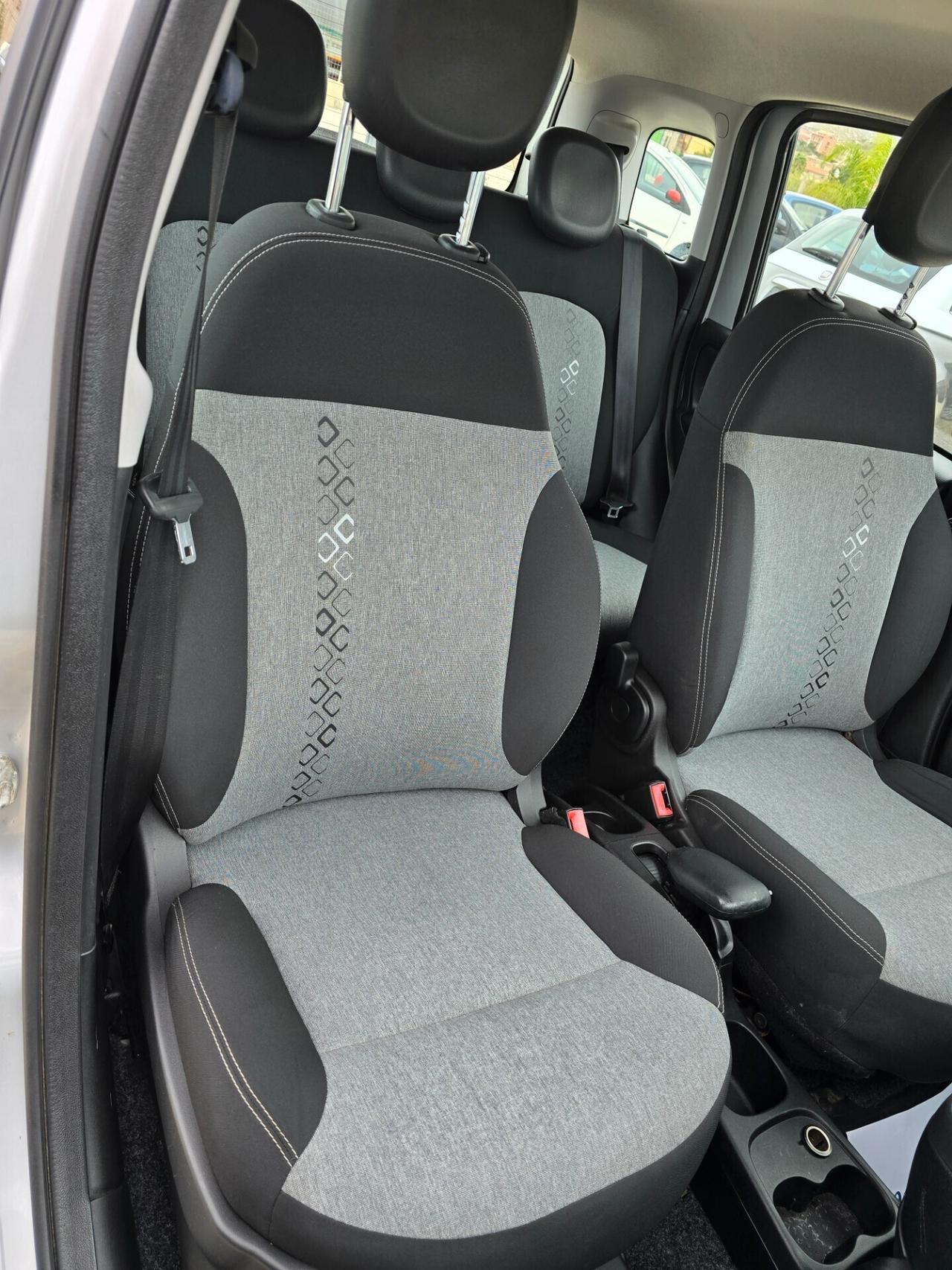 New panda Fiat Panda 1.2 Lounge