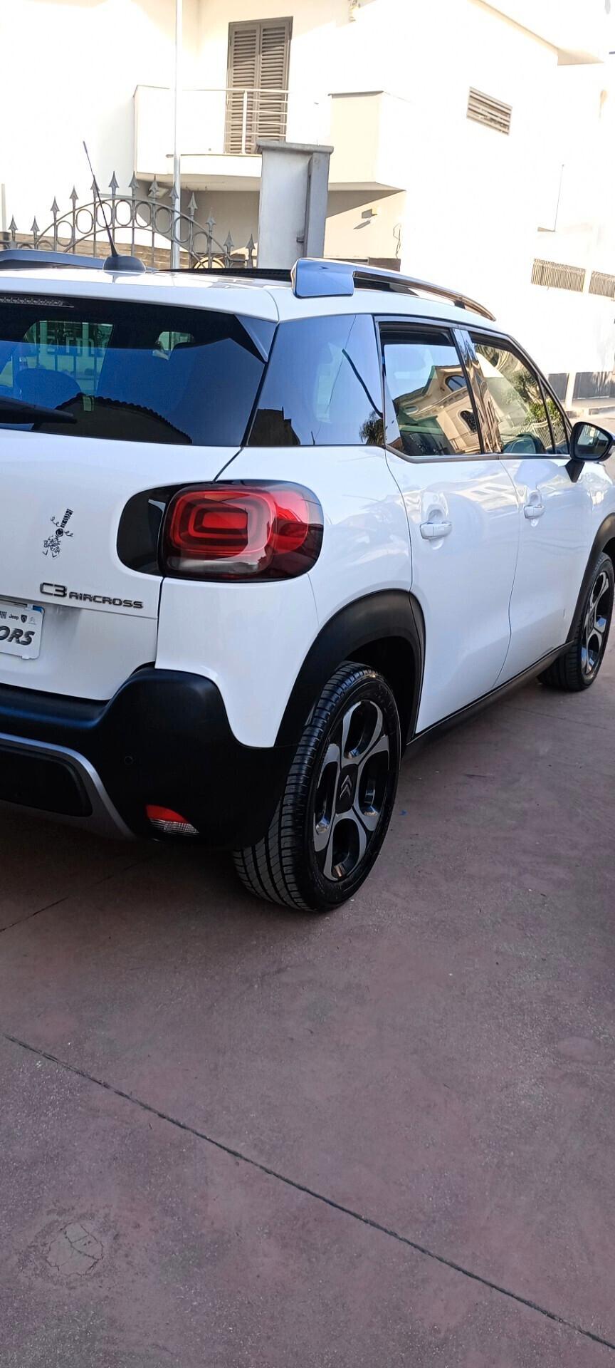 Citroen C3 Aircross C3 Aircross BlueHDi 120 S&S EAT6 Feel con tetto apribile e panoramico.