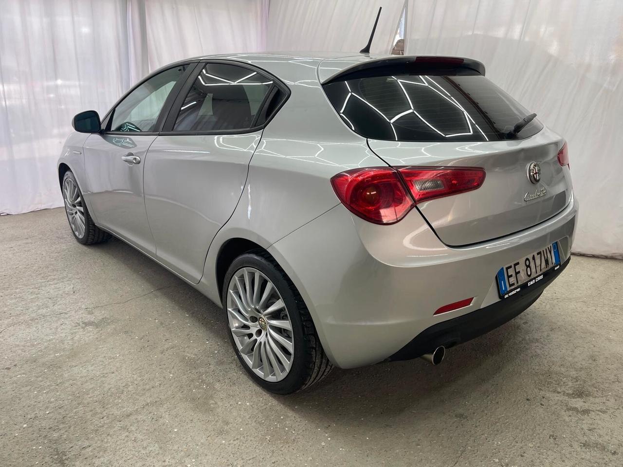Alfa Romeo Giulietta 1.6 JTDm-2 DISTINCTIVE PRONTA CONSEGNA **PREZZO REALE**