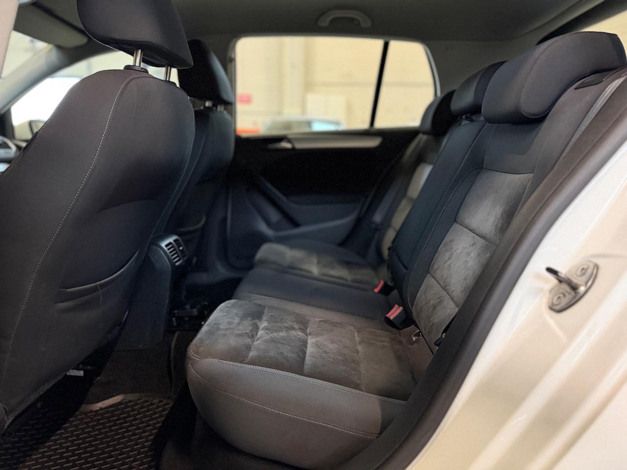 Volkswagen Golf 1.6 5p. Highline BiFuel GPL NEOPATENTATI