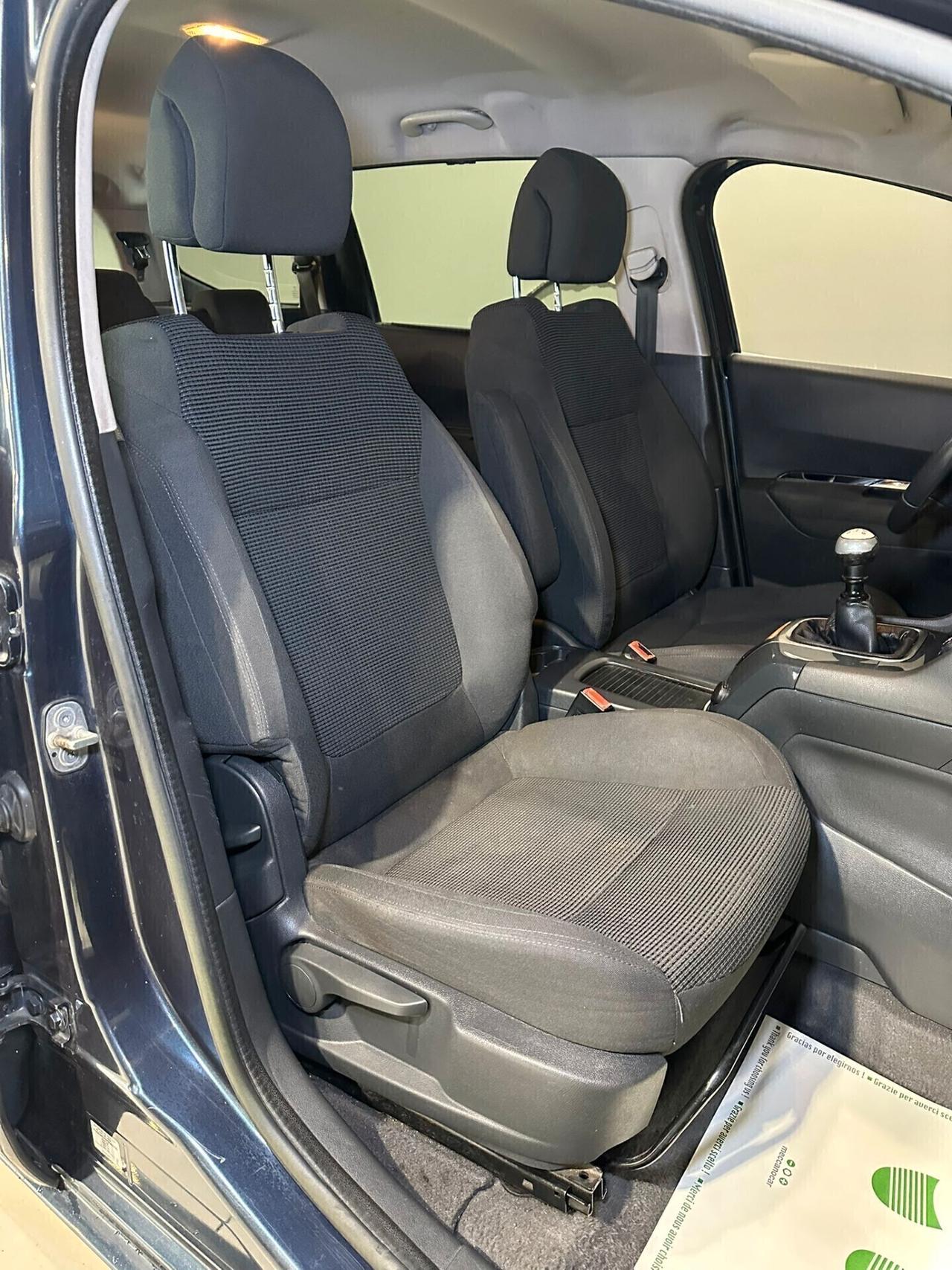 Peugeot 5008 1.6 HDi 115CV 8V Business