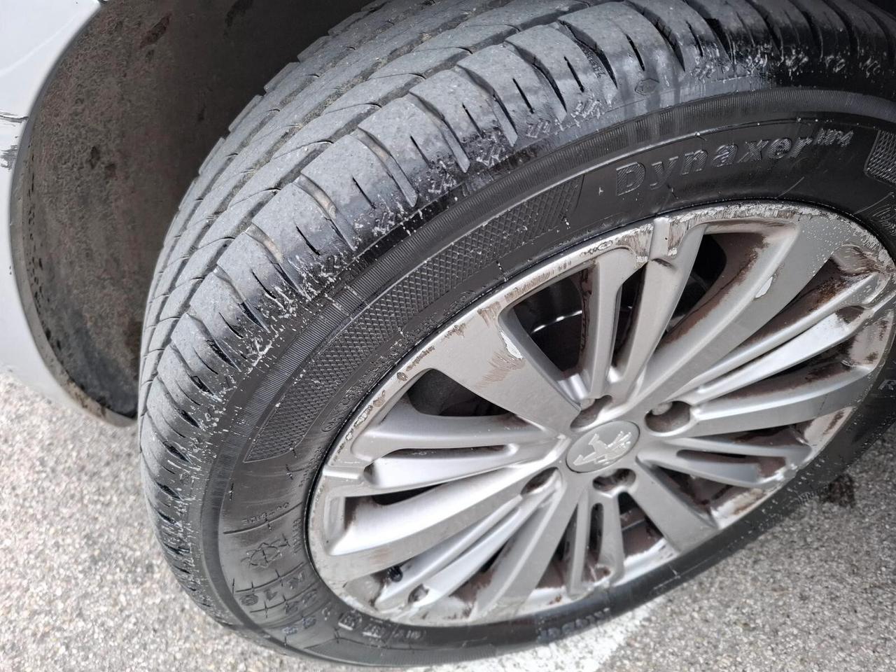 Peugeot 208 BlueHDi 75 5 porte Allure