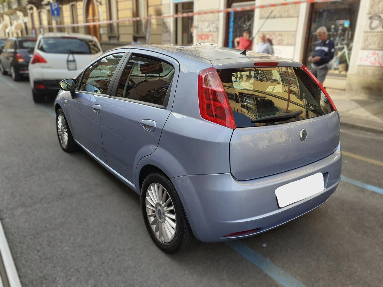 Fiat Punto - APERTI AD AGOSTO