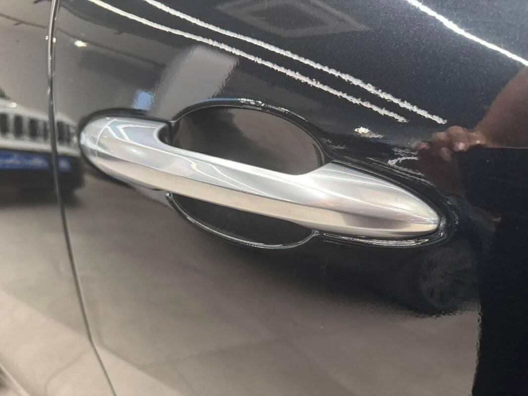 Lancia Ypsilon III 1.0 firefly hybrid Silver s&s 70cv