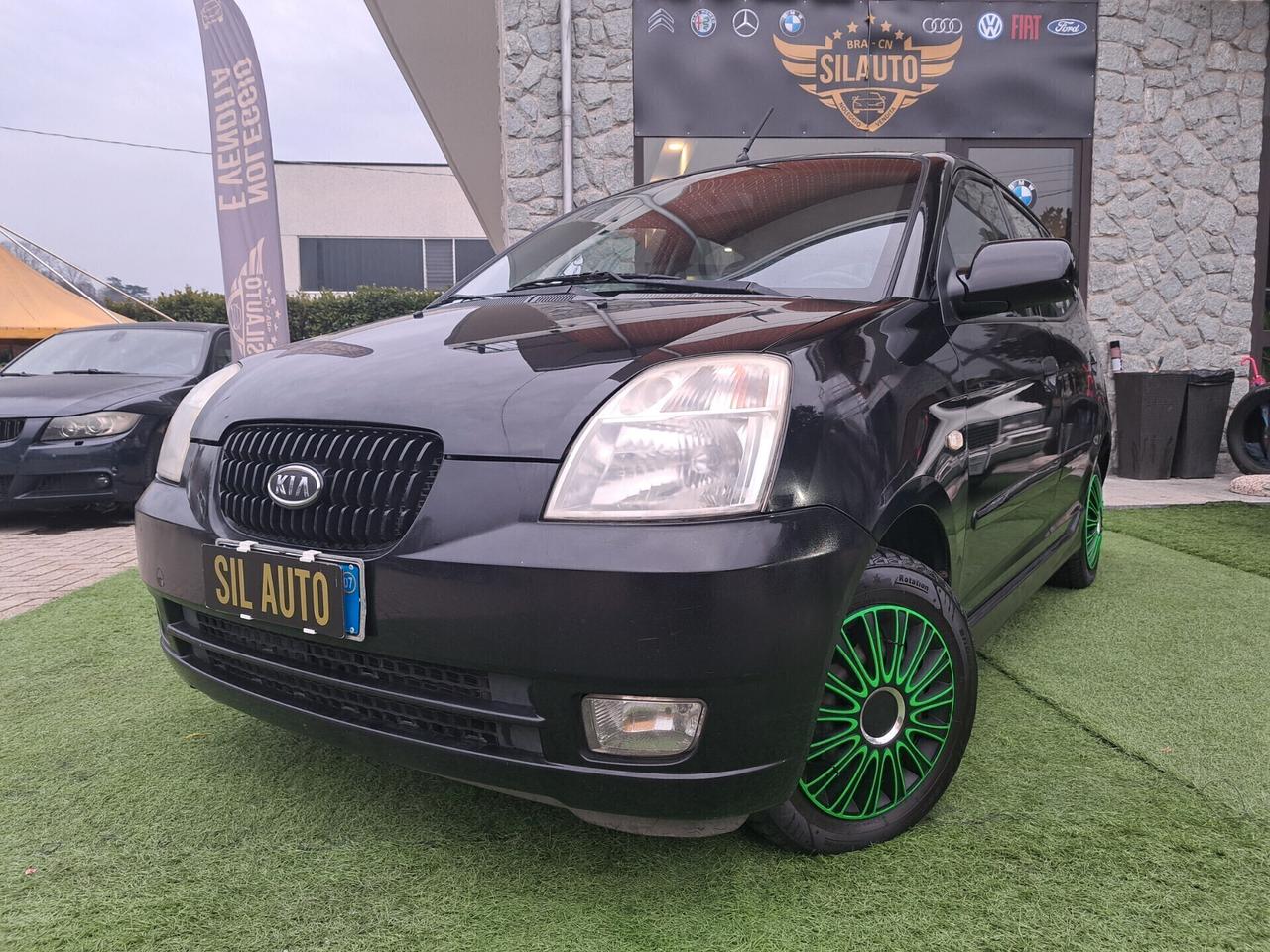Kia Picanto 1.0 BENZ / 65 CV/AUTOMATICA /OK NEOPATENTATI