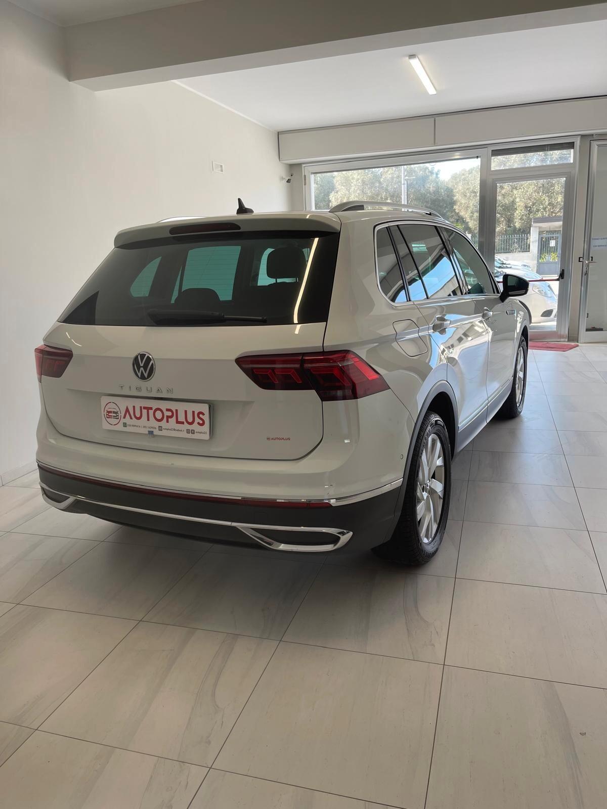 Volkswagen Tiguan 2.0 TDI 150 CV SCR DSG Elegance