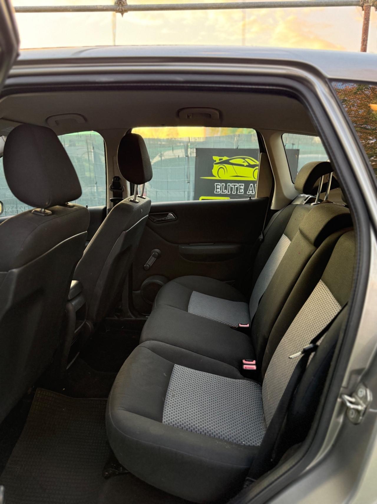 Mercedes CLASSE A 150 BENZINA NEOPATENTATI