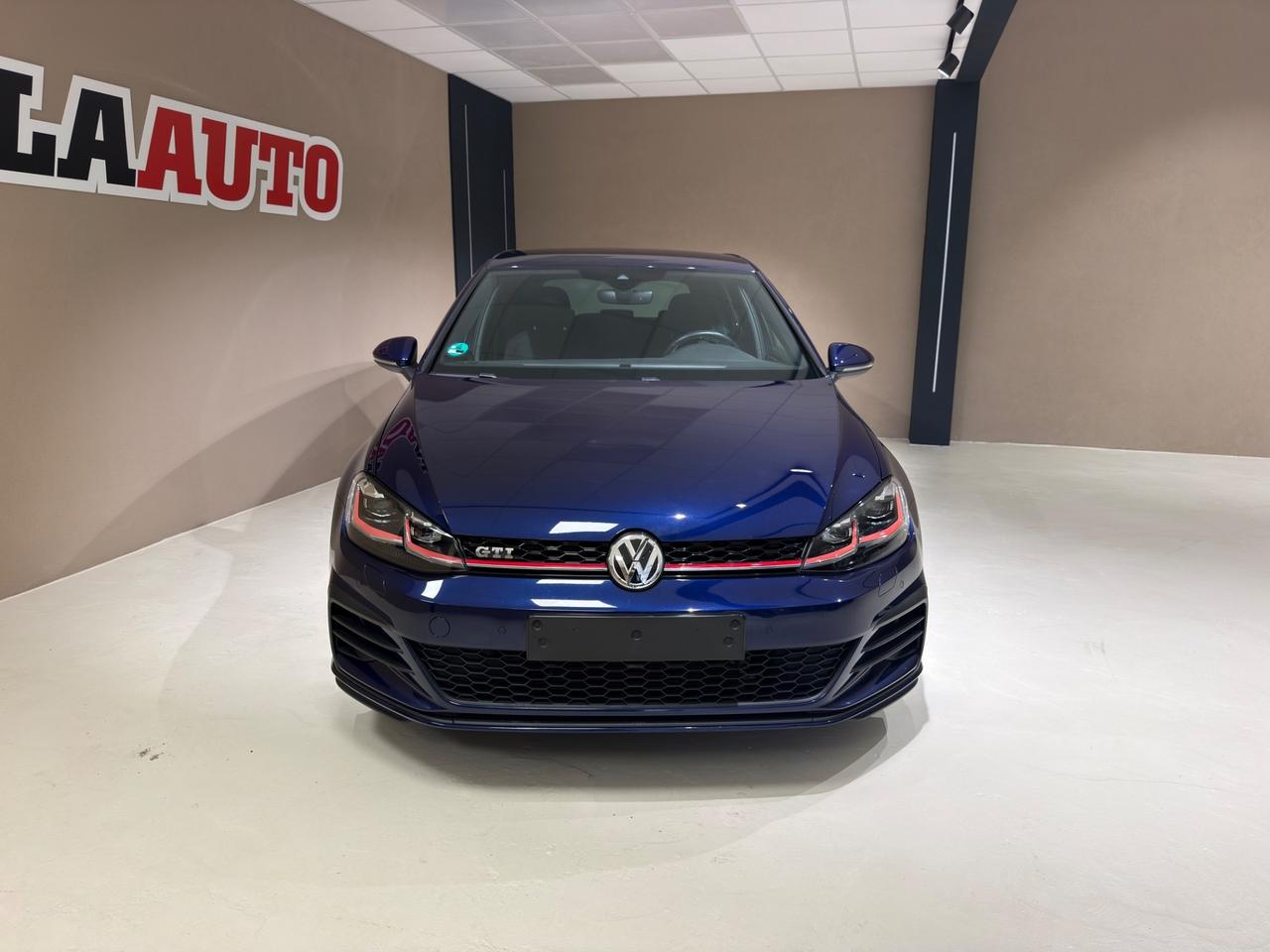 Volkswagen Golf GTI Performance 2.0 245 CV TSI DSG 5p. BMT