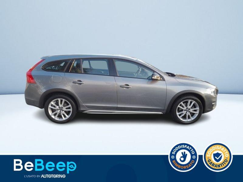 Volvo V60 Cross Country 2.4 D4 MOMENTUM AWD GEARTRONIC