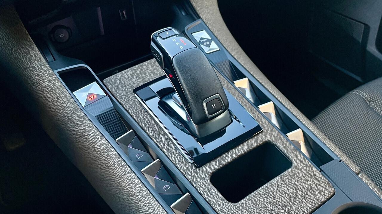 DS7 CROSSBACK 1.5 BLUEHDI GRANDI CHICH 130CV - FULL LED, VIRTUAL COCKPIT, NEOPATENTATI