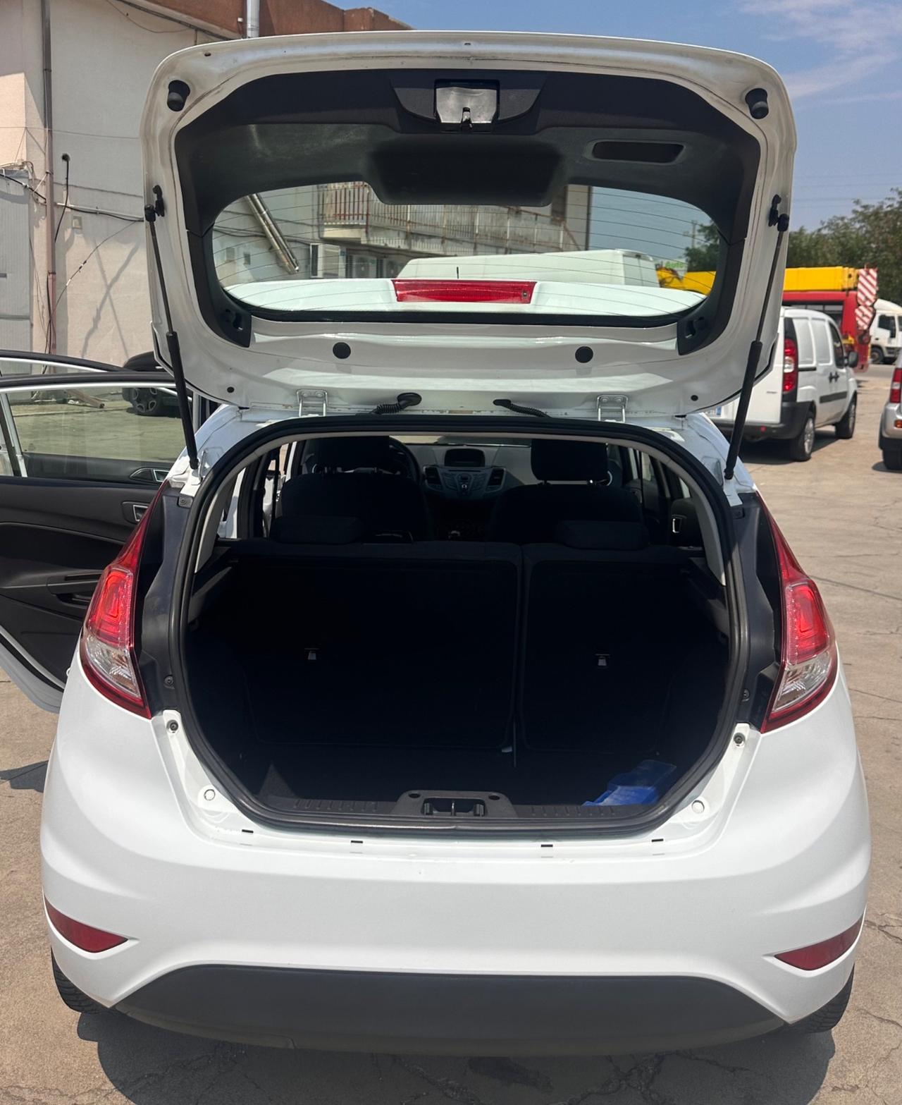 Ford Fiesta 1.2 Benz 60CV 5p. NEOPATENTATI 2013
