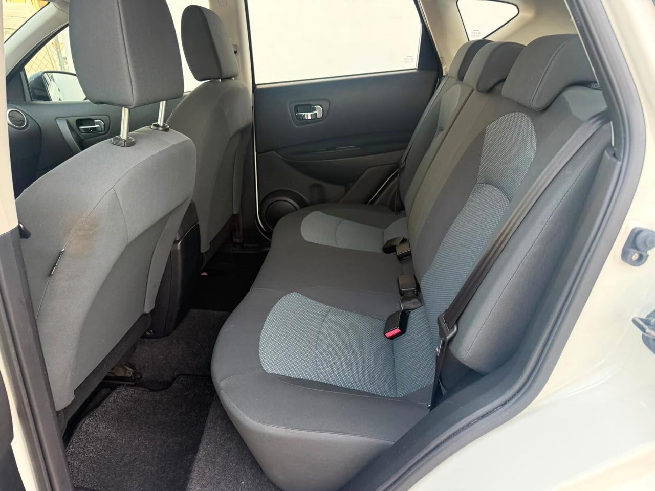 Nissan Qashqai 1.5 dCi DPF Acenta 135000KM