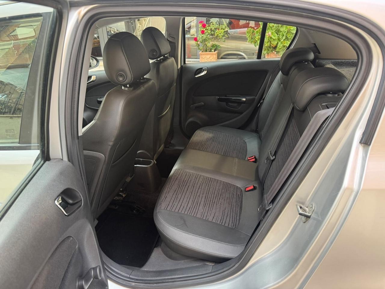 OPEL Corsa 1.2 85CV 5 porte GPL-TECH Edition
