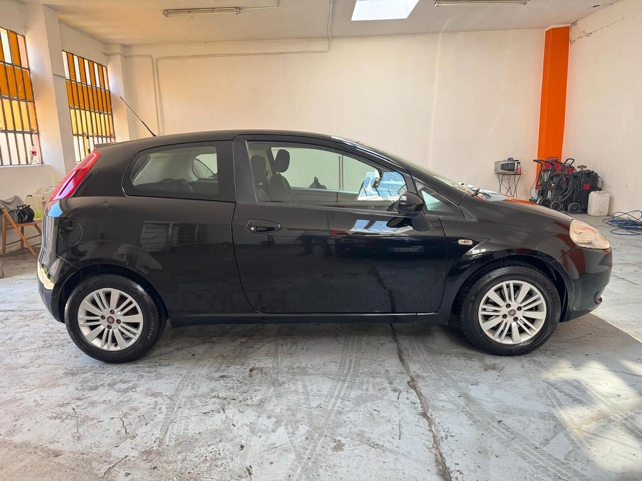 Fiat Grande Punto 1.3 MJT 90 CV 3p. Dynamic