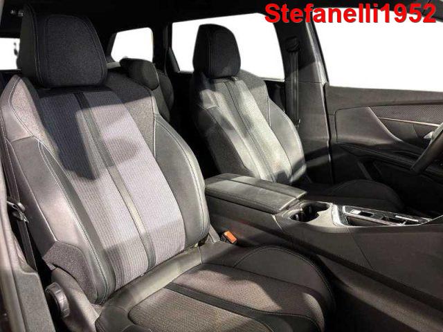 PEUGEOT 5008 II 2021 - 1.5 bluehdi Allure Pack s&s 130cv eat8