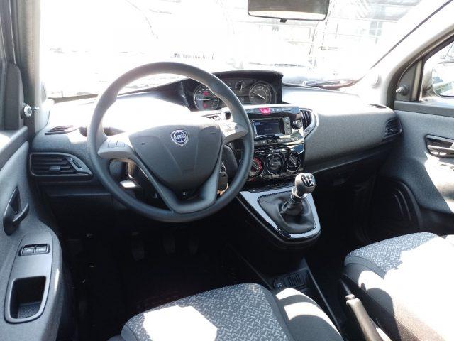 LANCIA Ypsilon 1.0 FireFly 5 porte S&S Hybrid Silver