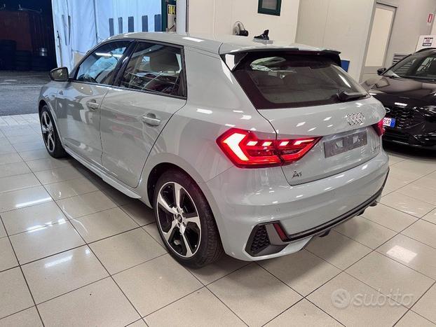 AUDI A1 SPB 25 TFSI S line / Retrocamera