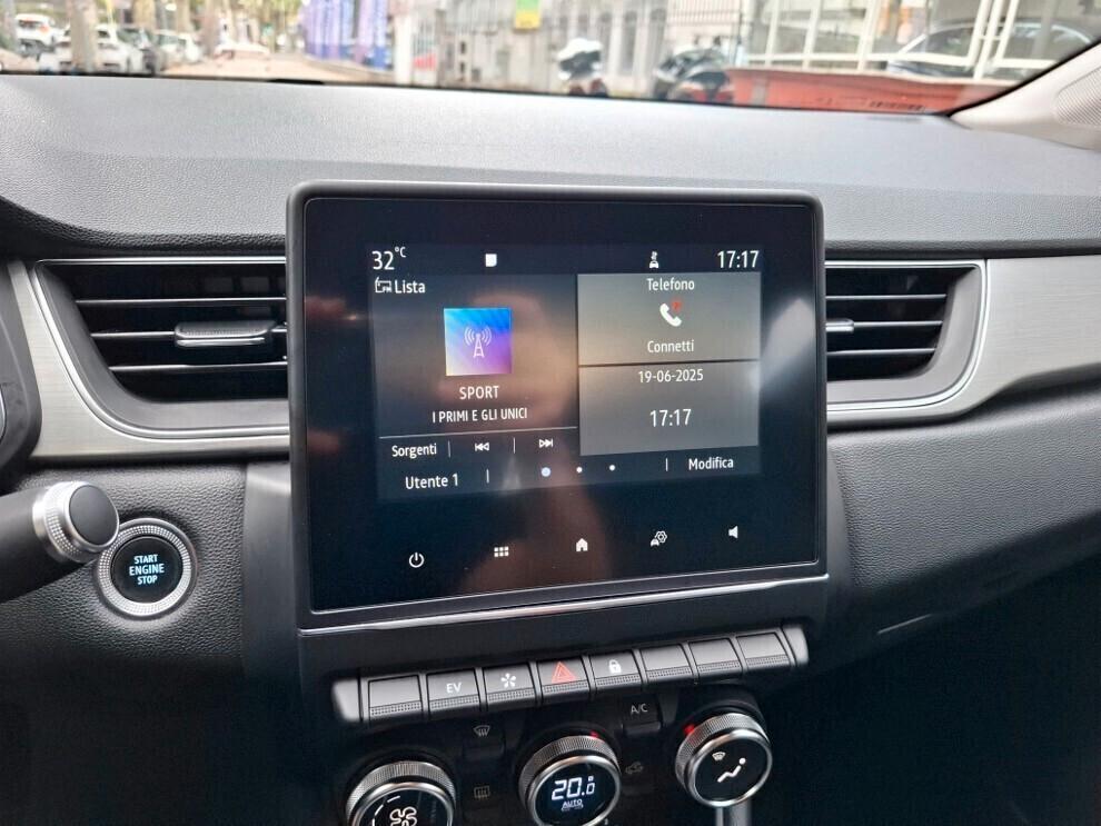 Renault Captur 1.6 HYBRID AUTOMATICA INTENS