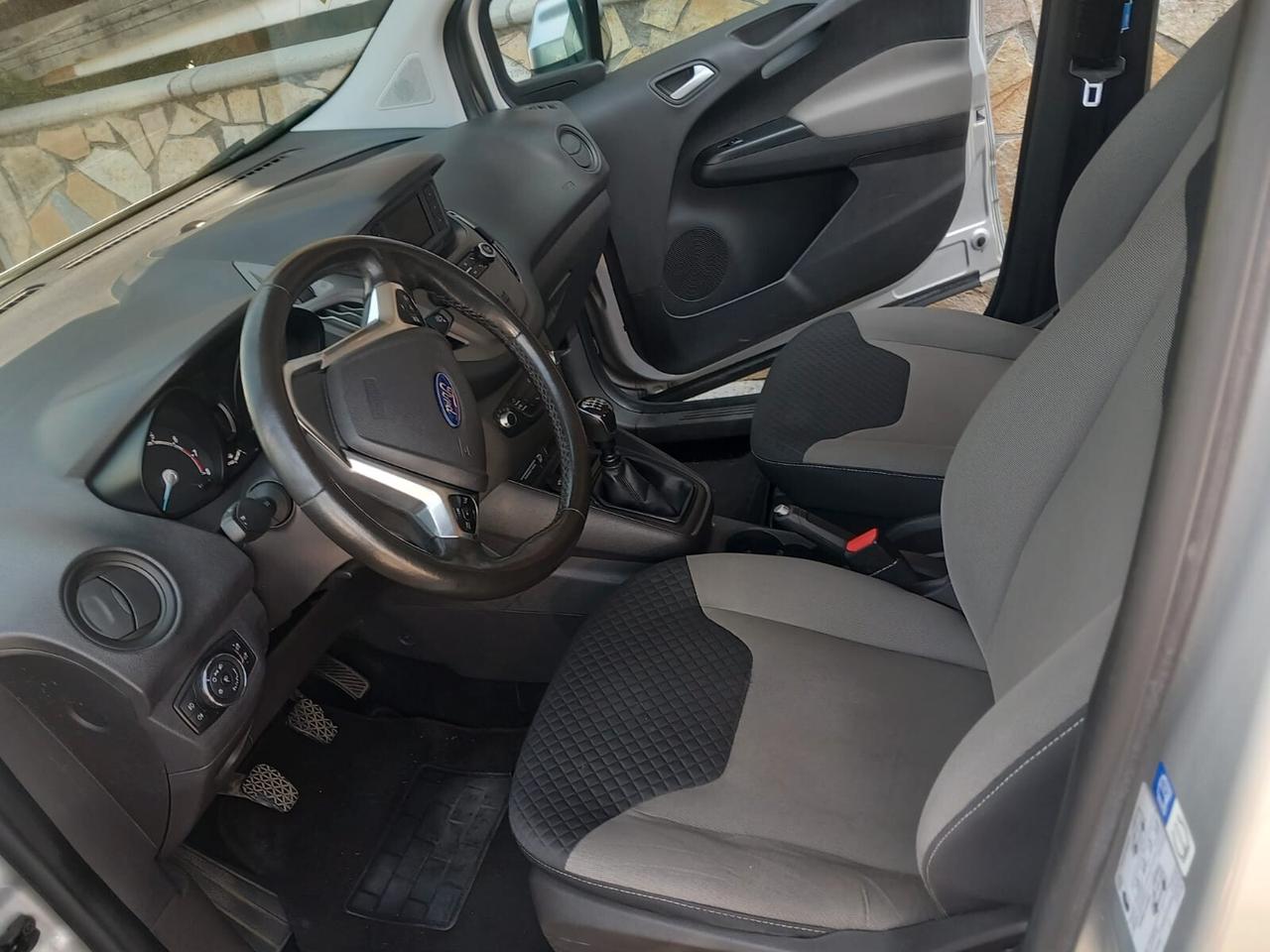 Ford Tourneo Connect 1.0 EcoBoost Plus