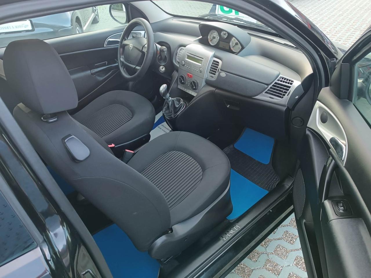 Lancia Ypsilon 1.2 GPL