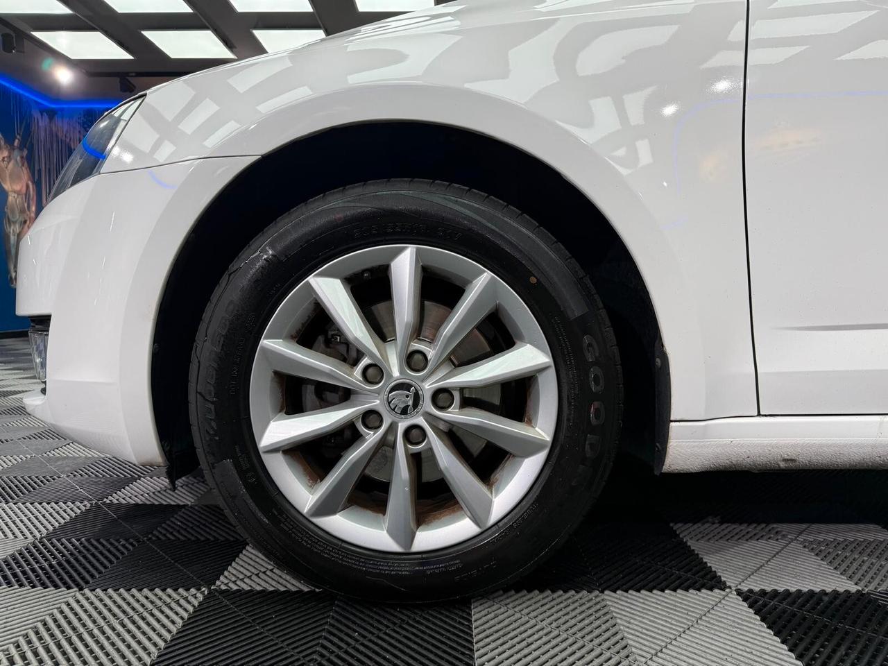Skoda Octavia 1.4 TSI Wagon Executive G-Tec (059) (METANO)