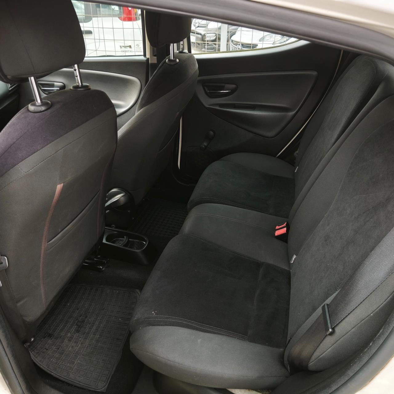 Lancia Ypsilon 1.3 MJT 16V 95 CV 5 porte S&S Gold