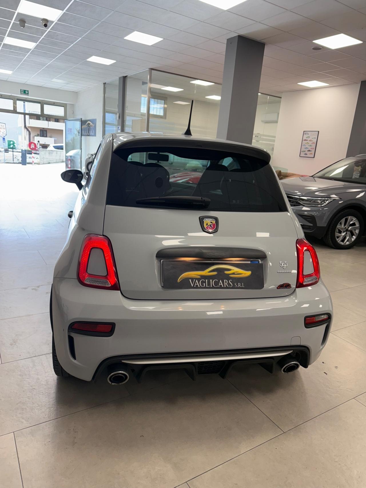 Abarth 595 1.4 Turbo T-Jet 180 CV Esseesse